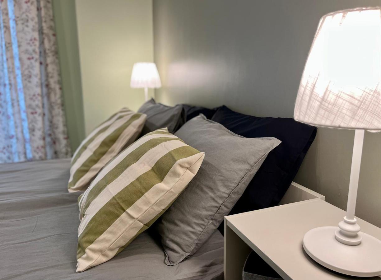 Cozy Vibes Like Home It Is Quiet Apartment With Three Bedrooms Рига Екстериор снимка